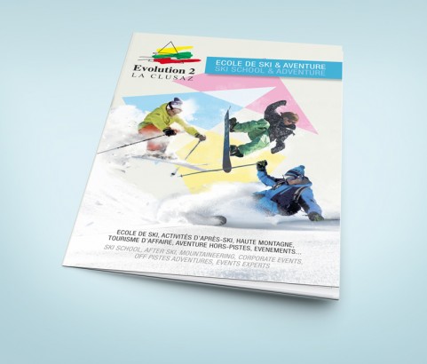 Création de la brochure de l'école de ski évolution 2 de la Clusaz - par misssnow, graphiste à annecy